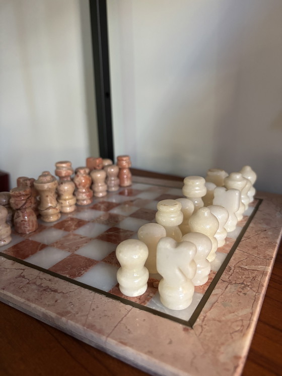 Image 1 of Marmeren schaakspel
