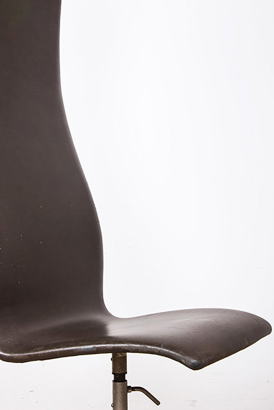 Image 1 of Serie von 4 Bürostühlen mit hoher Rückenlehne aus Leder und Aluminium Modell Oxford von Arne Jacobsen für Fritz Hansen 1980