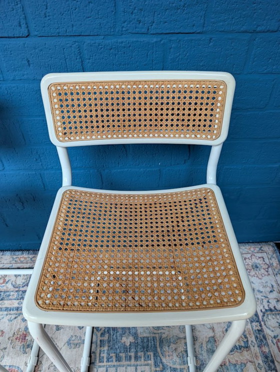 Set of 3 barstools with white metal frame and rattan, Vintage (photo 9 of 15)