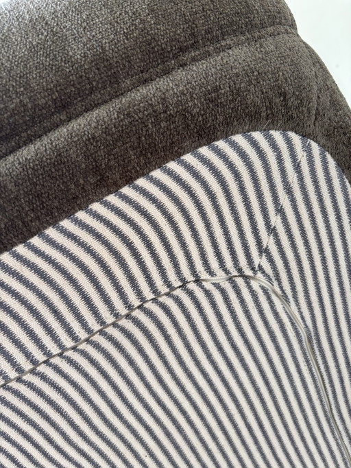 Ligne Roset Togo in Chenille