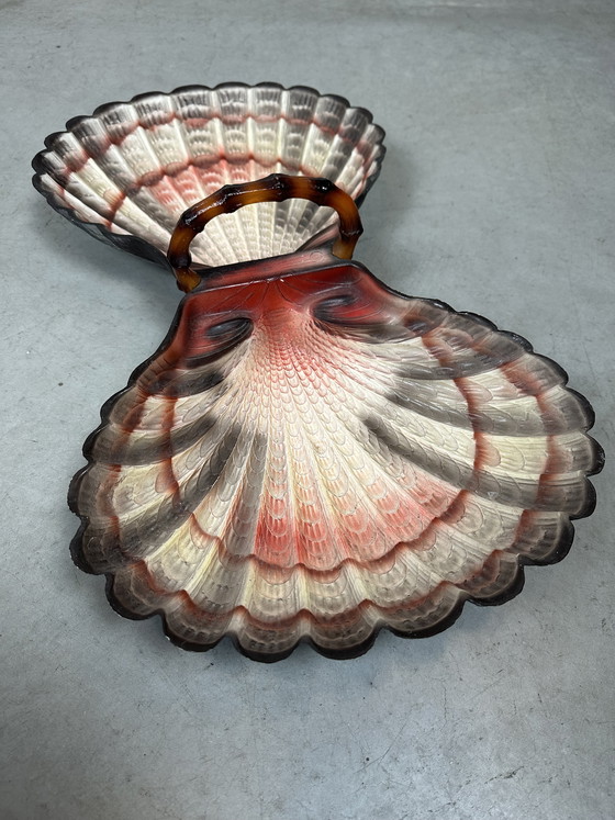 Image 1 of Vintage XL Scallop - Bowl