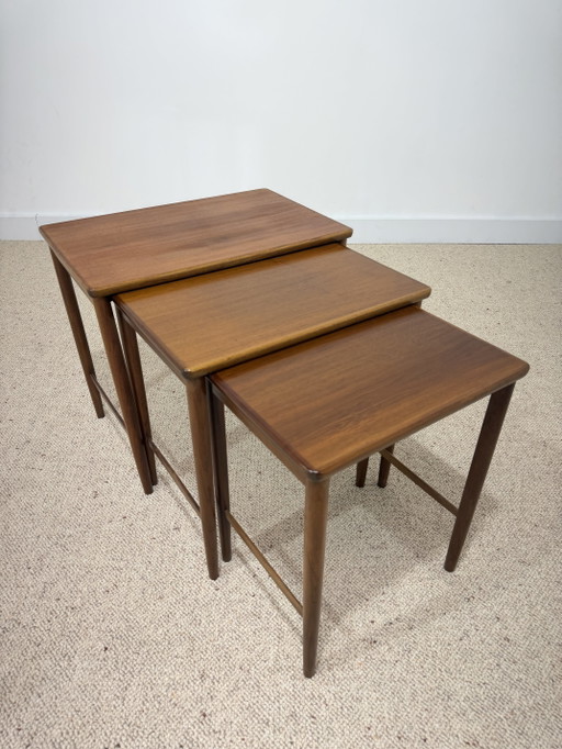 Set of 3 Scandinavian nesting tables in teak – 1960s – eettafels, Wood