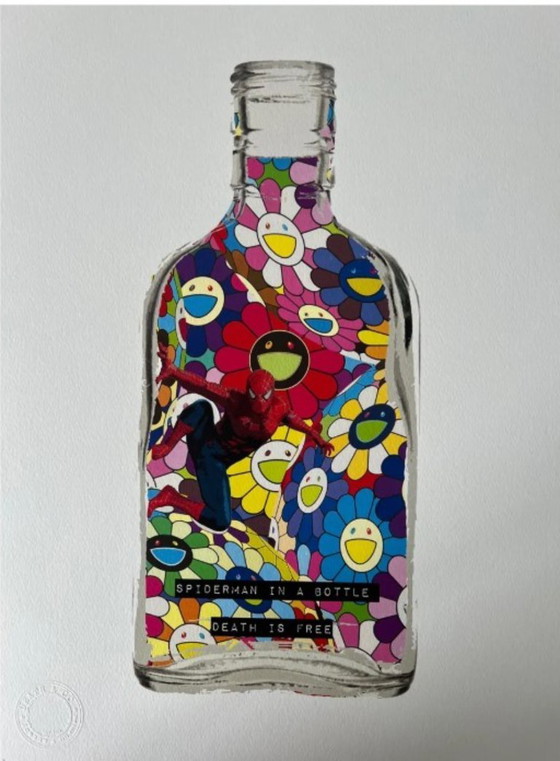 Image 1 of DEATH NYC - L'uomo ragno in bottiglia