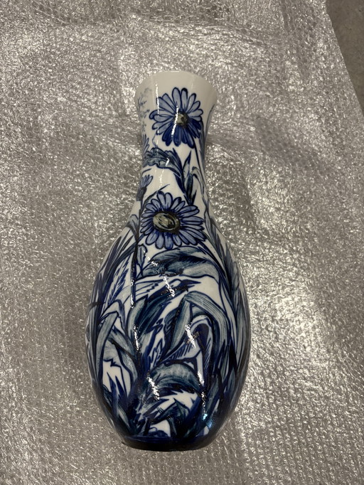 Hand painted vintage ceramics vase