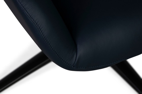 Image 1 of Pode Spot One armchair