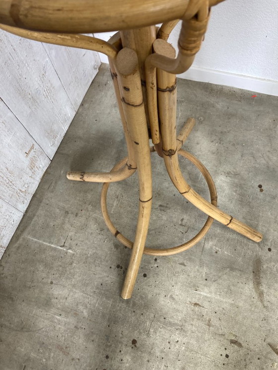 Image 1 of Appendiabiti vintage in rattan