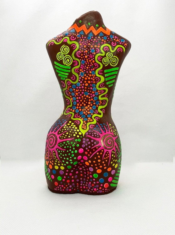 Image 1 of Statuetta fluorescente per body art. Realizzata a mano dall'artista.