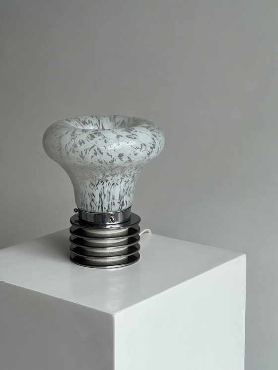 Image 1 of Lampe à poser vintage Italie 1970