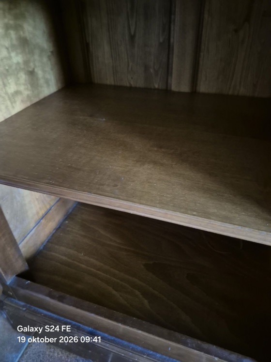 Two-part Display Cabinet in Cherry Wood – Glass (photo 6 of 7)