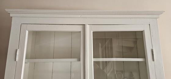 Image 1 of White shop cabinet