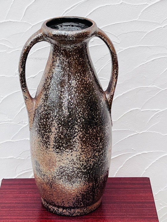 Image 1 of Grande vaso vintage della Germania Ovest, manici, decorazione floreale in rilievo