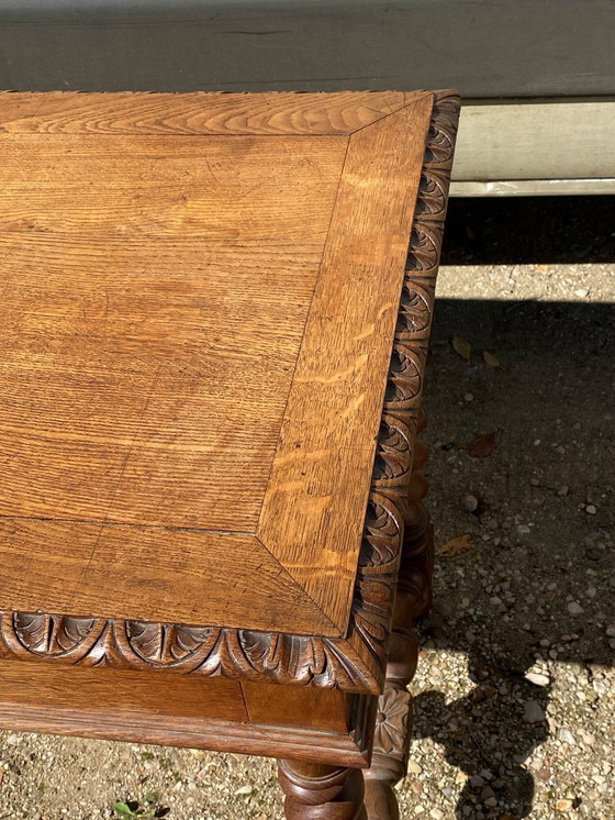 Image 1 of Schreibtisch mit 2 Schubladen im Stil Louis XIII aus Eiche mit gedrehten Beinen 130x65cm