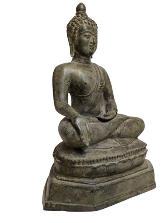 Image 1 of Bouddha Shakyamuni en bronze antique – Birmanie, 18e-19e siècle