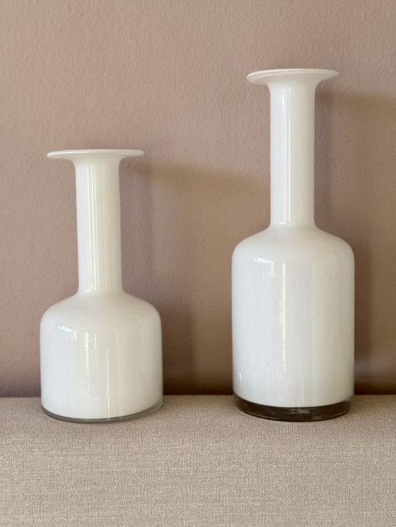 Image 1 of Set of vintage Danish opaline glass vases Otto Brauer style