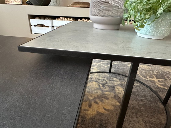 Image 1 of Luxe Prismo salontafelset - Keramiek met Epoxy onderstel