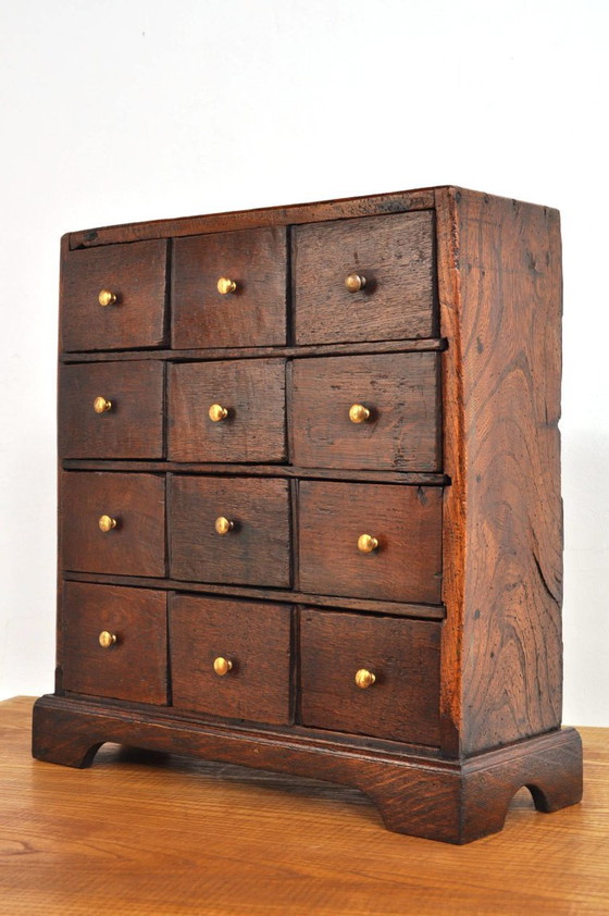 Image 1 of Oak chest of drawers 18th century