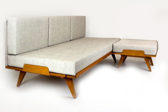 Image 1 of Gerestaureerde vintage modulaire hoekbank met slaapfunctie en voetenbank, jaren 60, set van 2