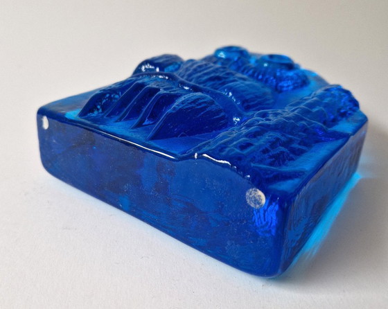 Image 1 of Eneryda - Grande scultura di gufo in vetro blu - 1795 grammi