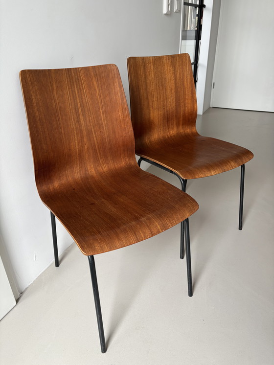 Image 1 of Conjunto de dos sillas Friso Kramer Euroika para Auping, diseñadas en 1963.