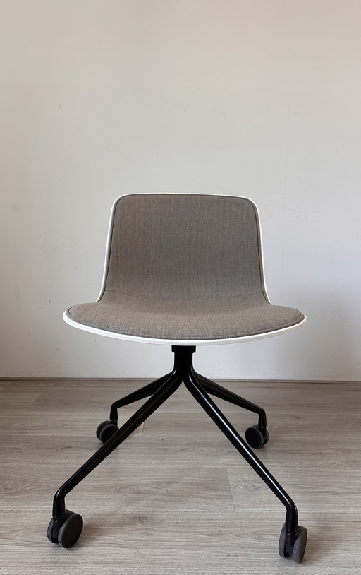 Hay AAC 14 design office chair