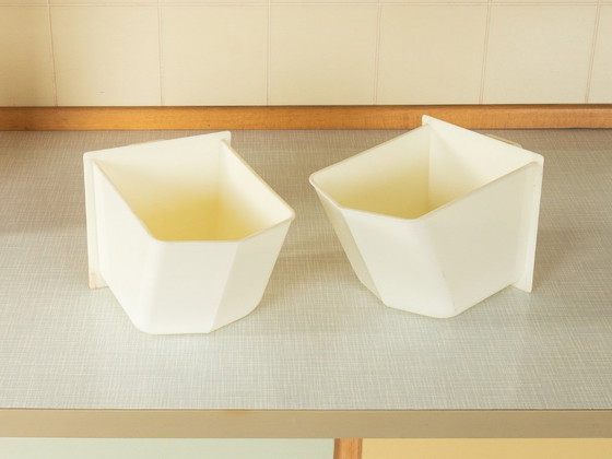 Image 1 of Charmant keukenkastje uit de jaren 50, vintage.