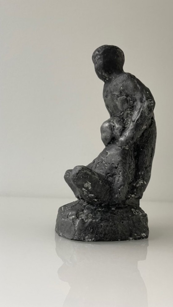 Escultura de Tony van de Vorst ‘Kinderen’ – 1989 – Stone (photo 12 of 15)