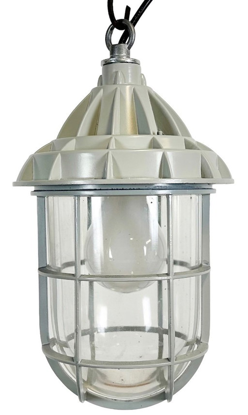 Lámpara industrial de aluminio fundido gris de Yamada Co. Ltd.