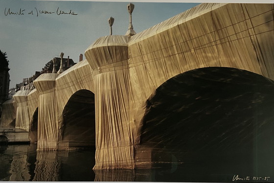 Image 1 of Christo und Jean Claude "Le Pont Neuf Empaqueté".