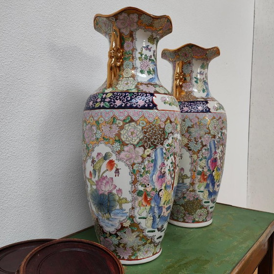 Set Large Vintage Oriental Vases Baluster Vases, Canton Porcelain (photo 16 of 17)