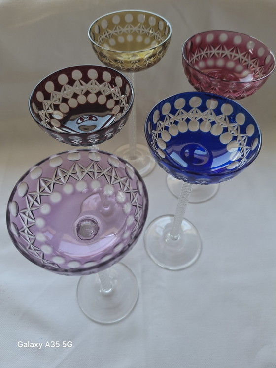 Image 1 of Set di 5 bicchieri da liquore antichi in stile Art Nouveau - Josephinenhütte, circa 1900 - stelo a spirale