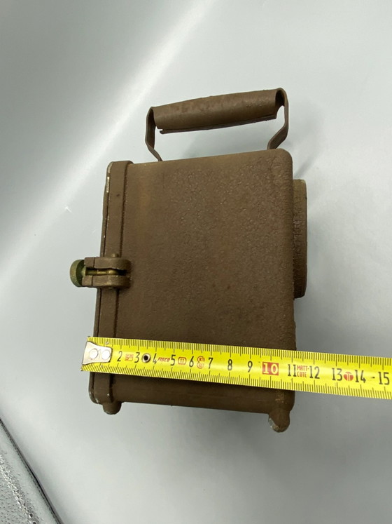 Portable Lantern Wonder Agral – French Industrial Lighting – Decorative Objects, Metal, Industrieel (photo 4 of 5)