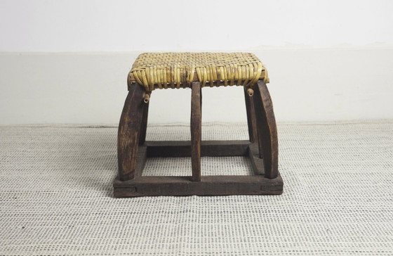 Antieke Siheyuan-kruk, Chinese geweven houten theehuisbank, primitieve Aziatische volkskunst voetenbank (photo 2 of 28)