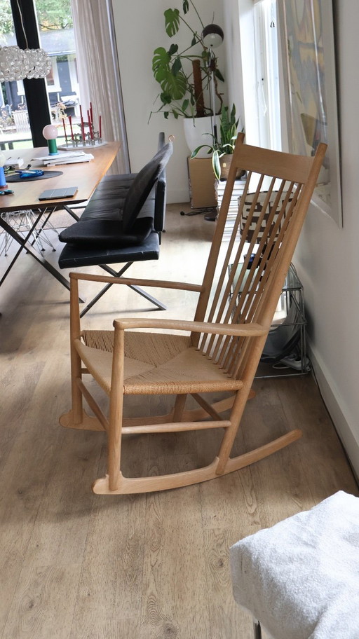 Fredericia Wegner J16 schommelstoel