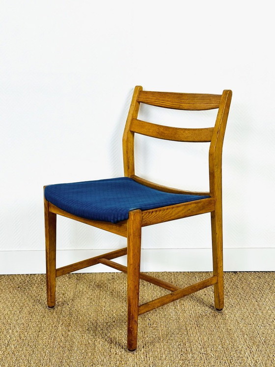 Image 1 of Set di 6 sedie da pranzo vintage in rovere e tessuto blu, 1960