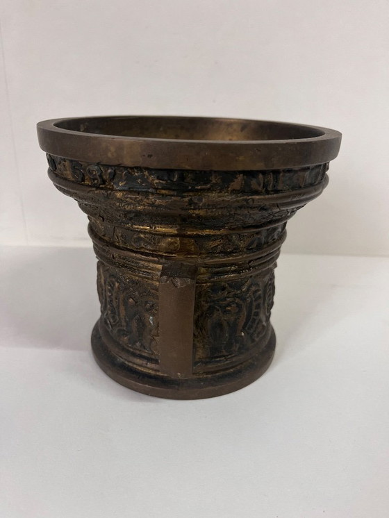 Image 1 of Mortaio e pestello in bronzo d'epoca da 4,5 kg