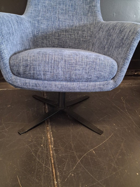 Image 1 of Poltrona girevole blu