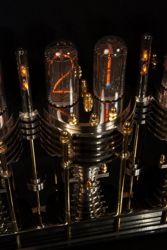 Image 1 of Nixie Klok Lim.Ed. 2/10 "Tijdbasis".