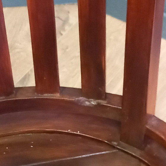 Image 1 of Chaise de bureau ancienne en acajou à coupelles