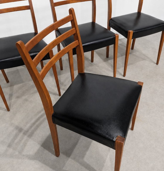 Set van 4 Scandinavische vintage eetkamerstoelen – Skai, Wood (photo 2 of 5)