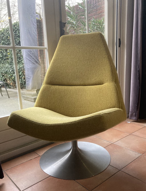 Cartel vivant fauteuil Madonna