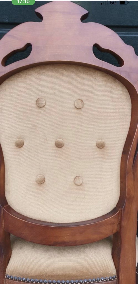 Image 1 of 4 Chesterfield-Esszimmerstühle im Barockstil