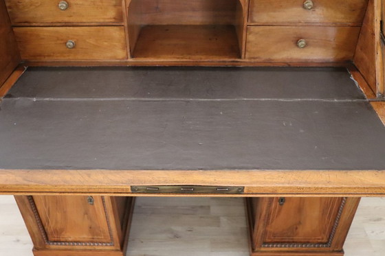 Image 1 of Antiker Nussbaum-Schreibtisch, Italien 19.