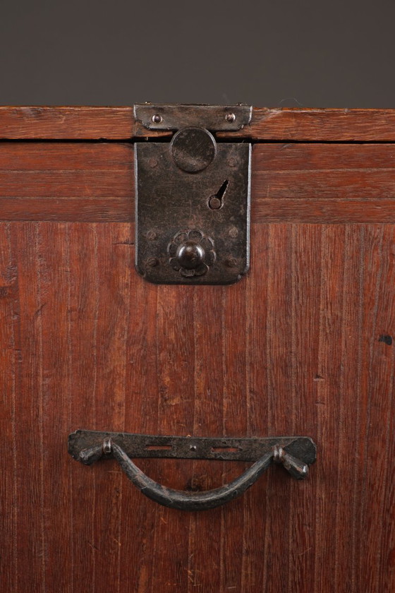 Image 1 of Charmante Japanse kast met 16 lades