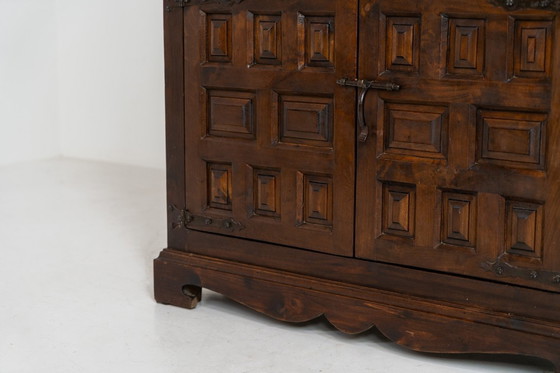 Image 1 of Schitterende Spaanse brutalistische kast uit de jaren 1950.