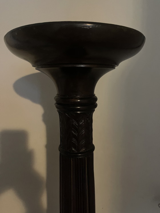 Image 1 of Pied de Stalle georgiano. Puntgaaf. 19e eeuw.