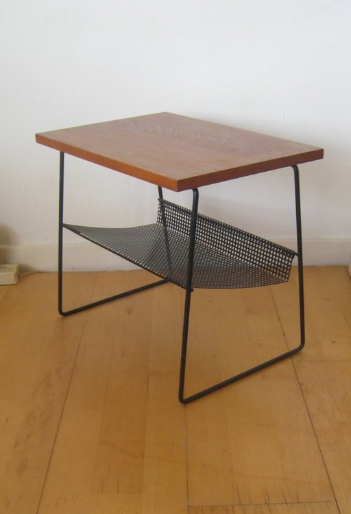 Pilastro teak bijzettafel met lectuurvak