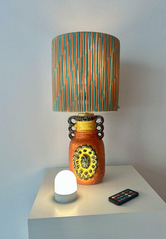 Image 1 of Outdoor-Geeignet: Pop Art Tischlampe aus Dümler & Breiden “Studio 71” Vase
