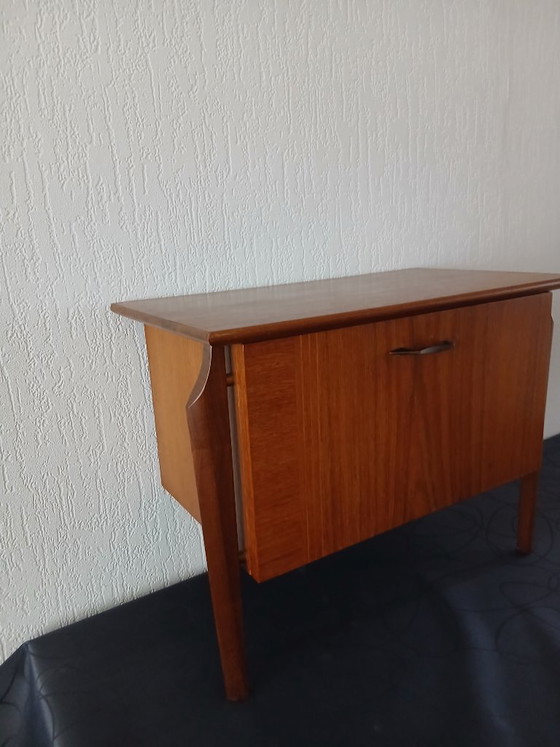 Nachttisch – Louis van Teeffelen – Teak – Webe, Nachttische, Wood, Vintage (photo 3 of 7)