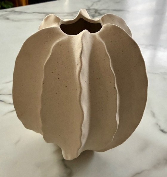 Organic Shape Vase – Ceramic (photo 3 of 7)