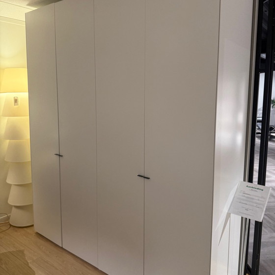 Image 1 of Piure Nexpur wardrobe